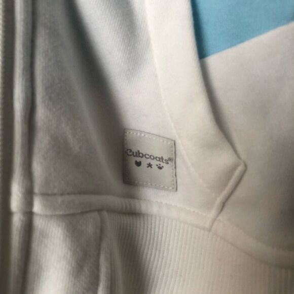 Cubcoats unicorn hoodie that converts into a unicorn stuffed animal. SO CUTE - Picture 3 of 13